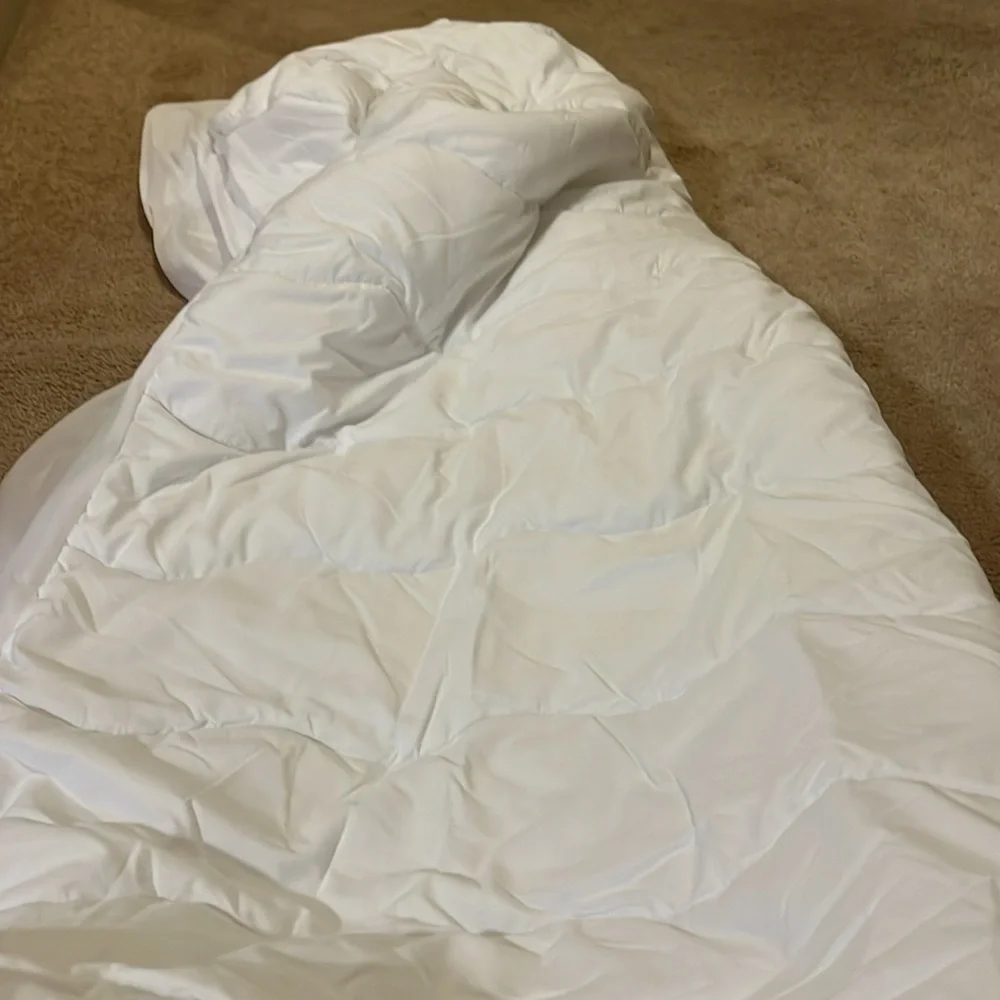 Seally Twin Mattress pad cover white